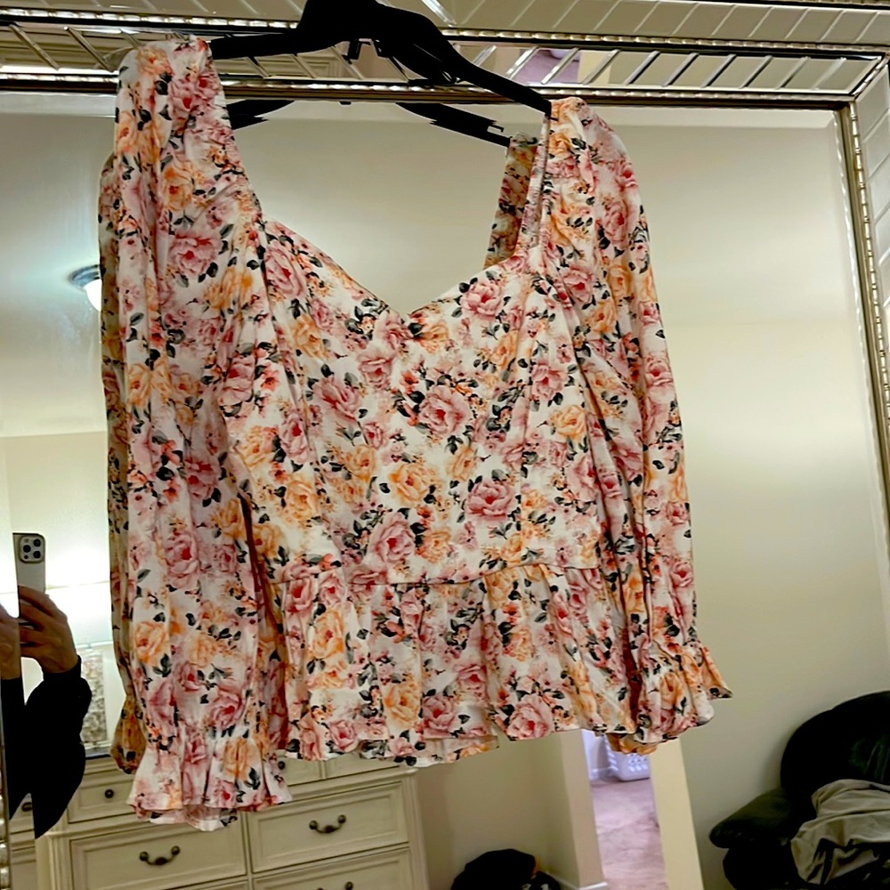 Mi Ami crop top with peplum. Bow tie in back over cinched waist  XL. Top is 20”